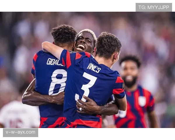 米特罗维奇闪耀赛场，精彩表现引领球队取胜