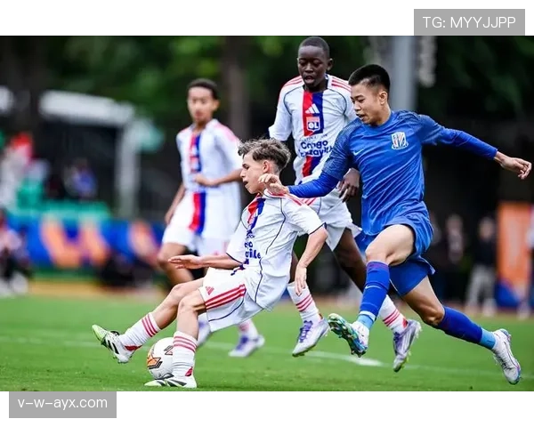 上海申花阵容结构稳定，战术调整空间有限，阶段性变化对赛季竞争形势带来影响