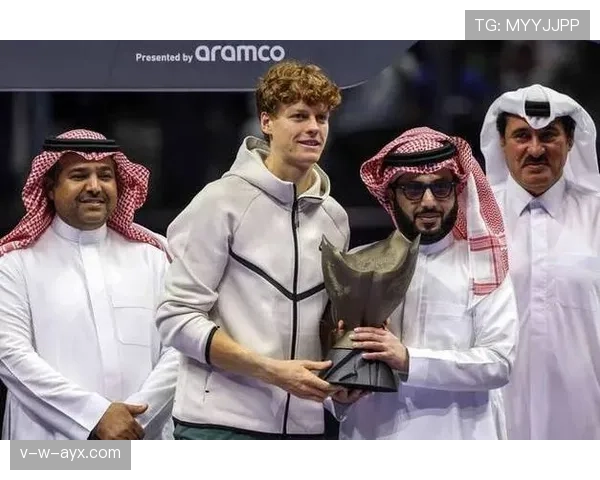 纳达尔家的洗衣房怕不是按大满贯数量配洗衣机